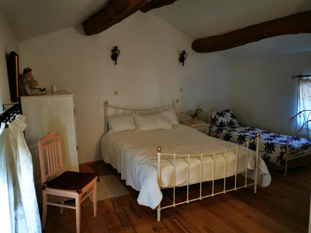 Maisonnette Bourneau ภายนอก รูปภาพ